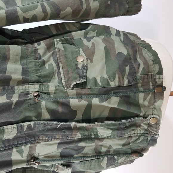 Outer Edge Camo Hooded Zip Front Green Utility Jacket size Large - Picture 8 of 12